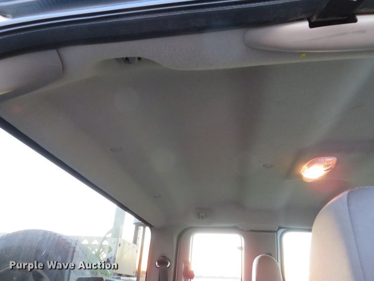 image for item DI3898 2009 Ford F350 Super Duty XL  SuperCab utility bed pickup truck