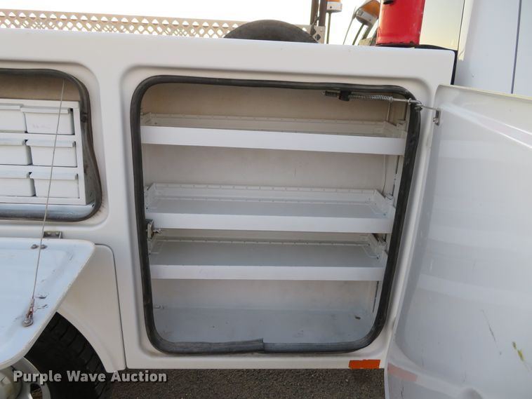 image for item DI3898 2009 Ford F350 Super Duty XL  SuperCab utility bed pickup truck