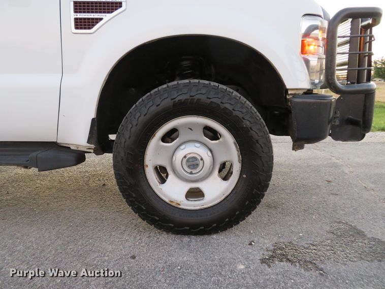 image for item DI3898 2009 Ford F350 Super Duty XL  SuperCab utility bed pickup truck