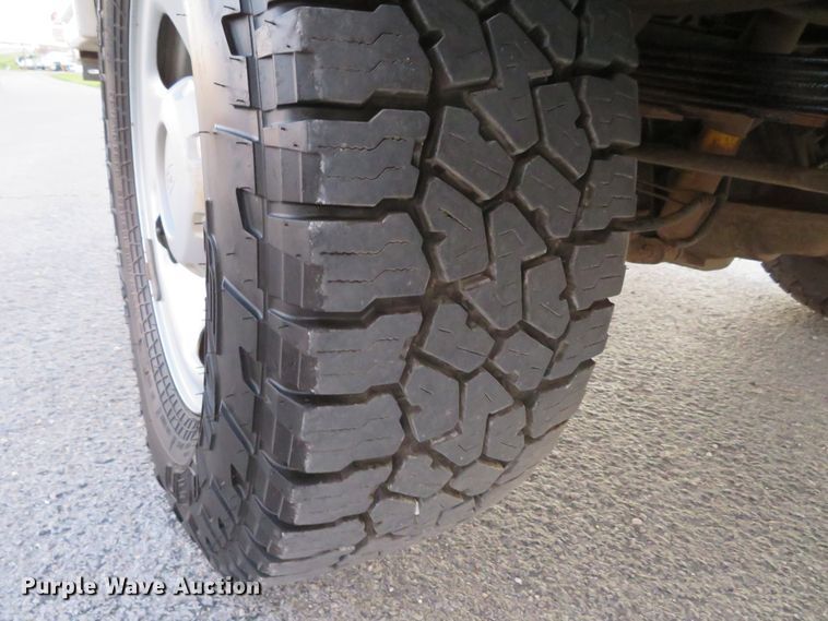 image for item DI3898 2009 Ford F350 Super Duty XL  SuperCab utility bed pickup truck