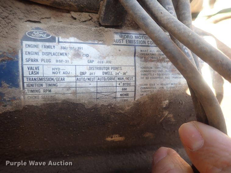 image for item DI7295 1977 Ford L8000  truck cab and chassis