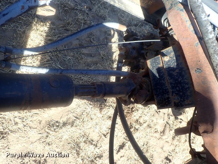 image for item DI7295 1977 Ford L8000  truck cab and chassis