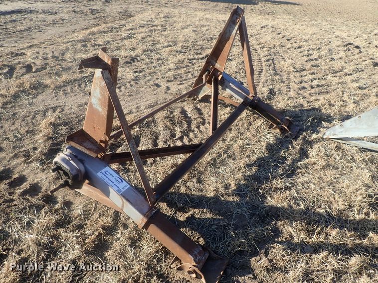 image for item DI7351 (2) trailer landing gears