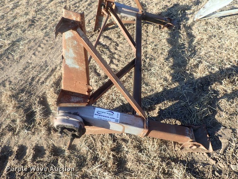 image for item DI7351 (2) trailer landing gears