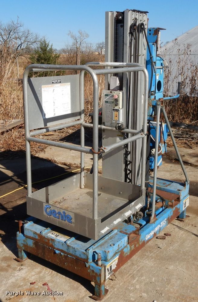Genie IWP25S vertical lift in Overbrook, KS Item DI8062 sold Purple