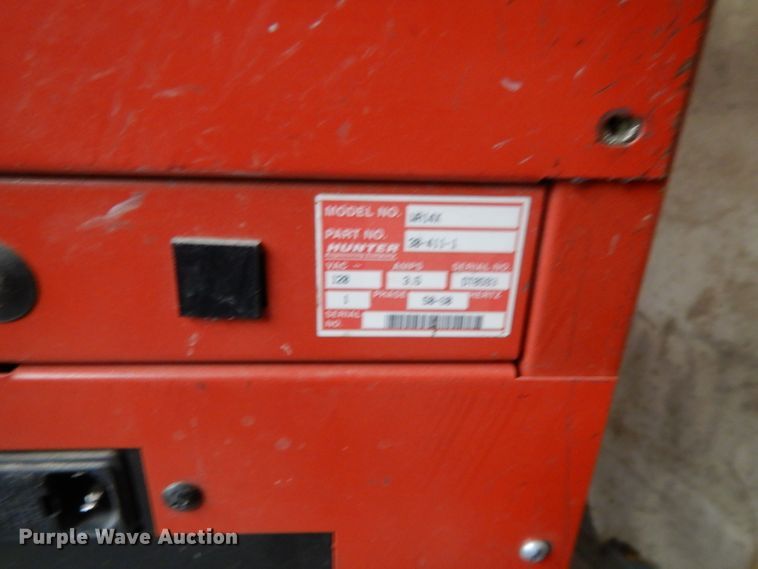 image for item DI8074 Hunter alignment machine