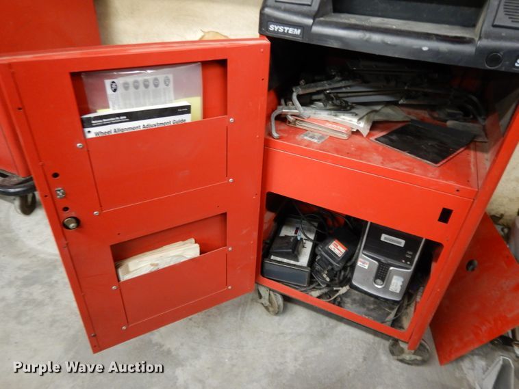 image for item DI8075 Hunter alignment machine