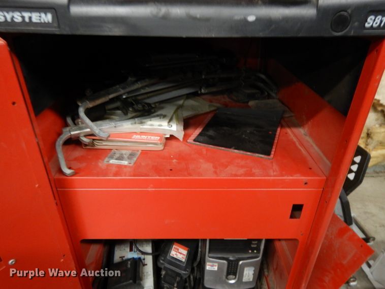 image for item DI8075 Hunter alignment machine