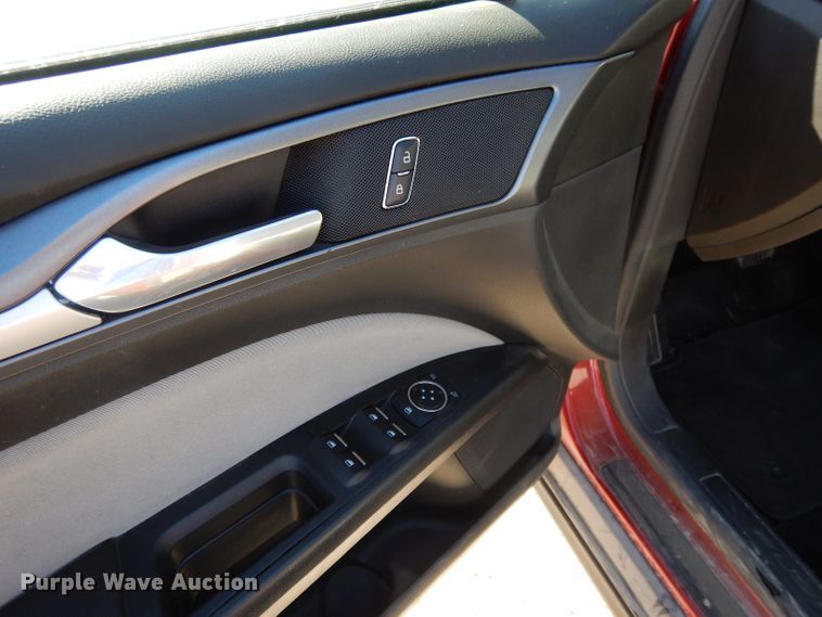 image for item DI8078 2014 Ford Fusion