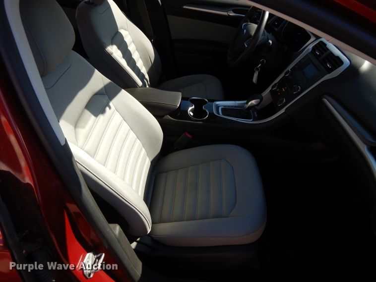 image for item DI8078 2014 Ford Fusion