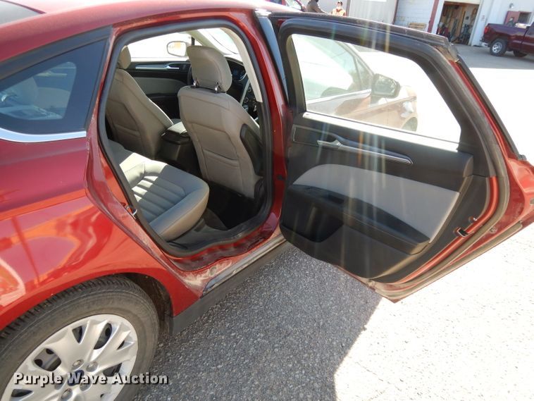 image for item DI8078 2014 Ford Fusion