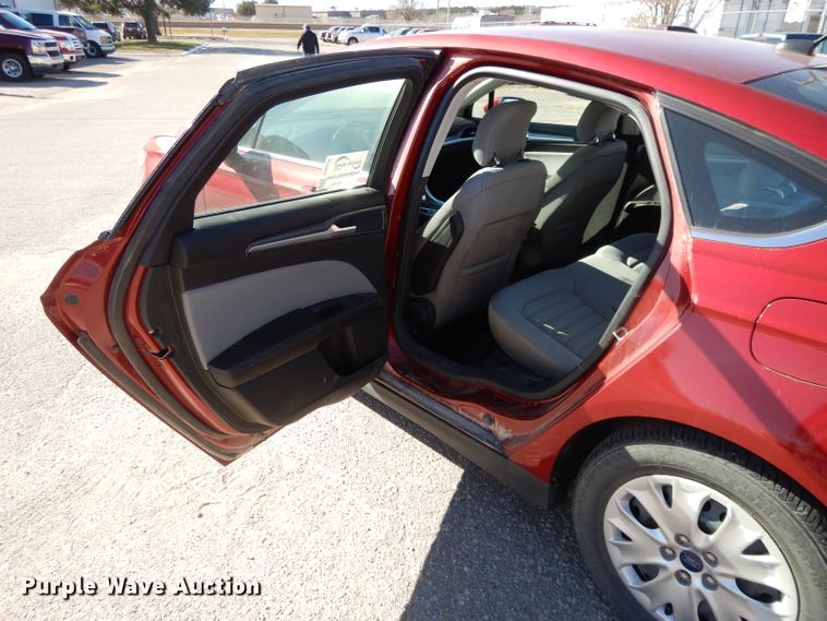 image for item DI8078 2014 Ford Fusion