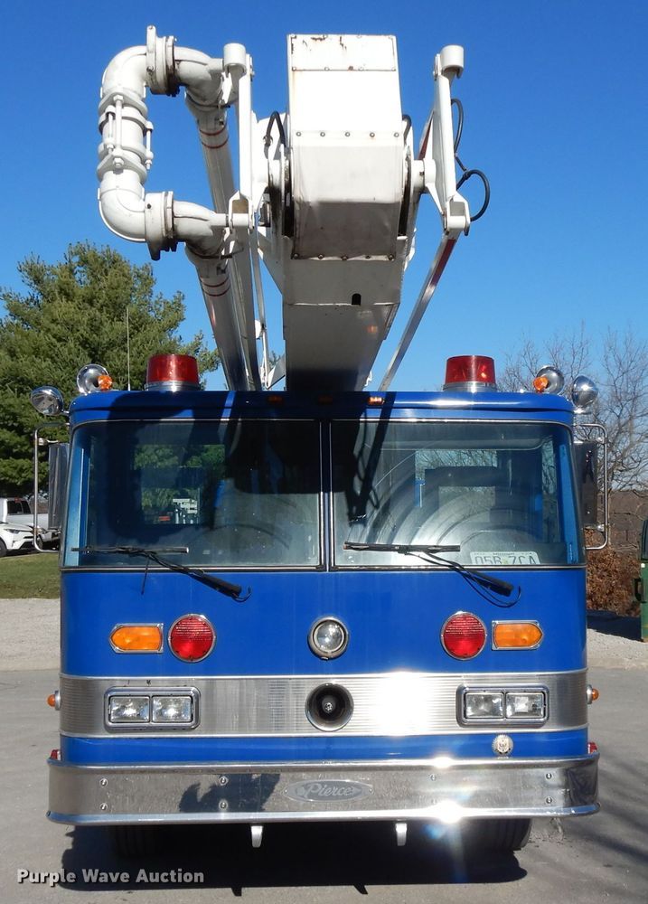 image for item DI8091 1988 Pierce  aerial platform fire truck