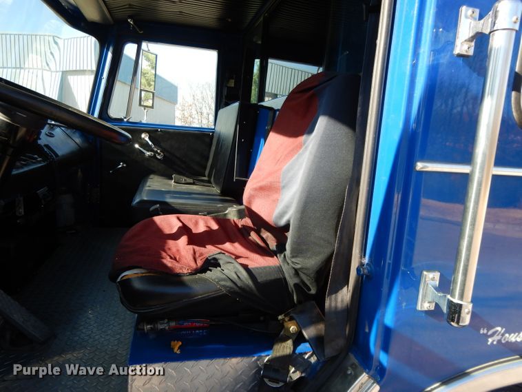 image for item DI8091 1988 Pierce  aerial platform fire truck