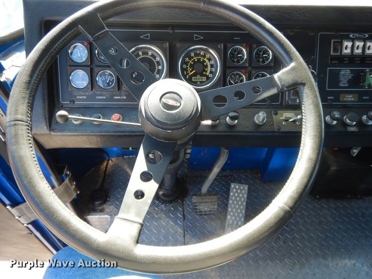 image for item DI8091 1988 Pierce  aerial platform fire truck