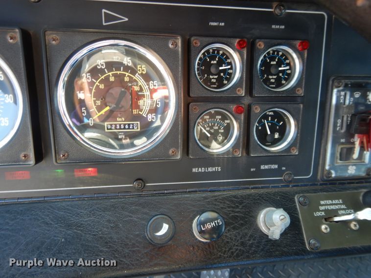 image for item DI8091 1988 Pierce  aerial platform fire truck