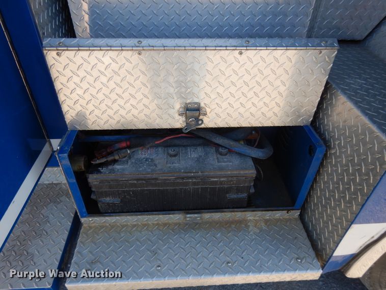 image for item DI8091 1988 Pierce  aerial platform fire truck