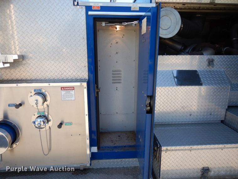 image for item DI8091 1988 Pierce  aerial platform fire truck