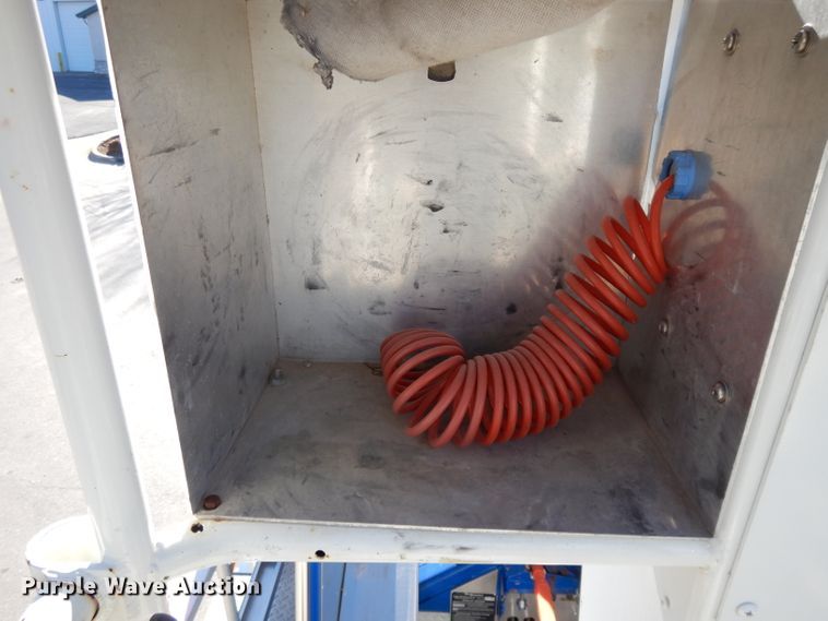 image for item DI8091 1988 Pierce  aerial platform fire truck