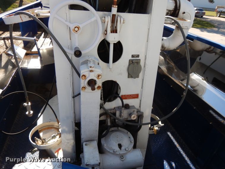 image for item DI8091 1988 Pierce  aerial platform fire truck