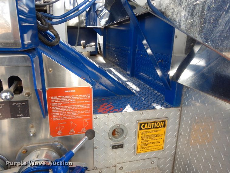 image for item DI8091 1988 Pierce  aerial platform fire truck