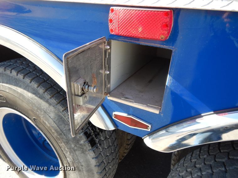 image for item DI8091 1988 Pierce  aerial platform fire truck