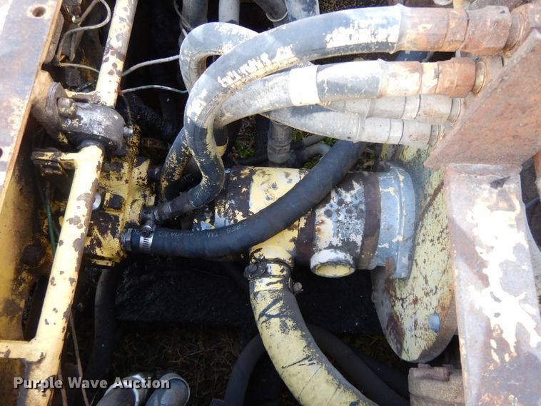 Ford 340 skid steer loader in Ottawa, KS Item DI8117 sold Purple Wave