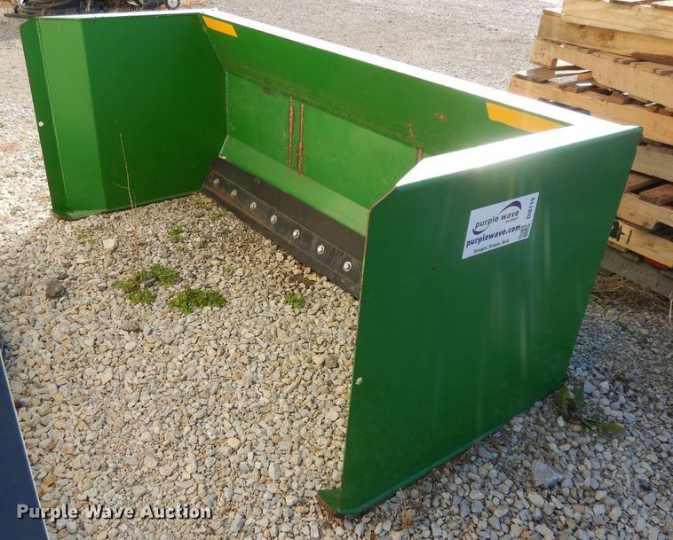 image for item DI8119 Frontier XFAS10H000108 skid steer snow pusher