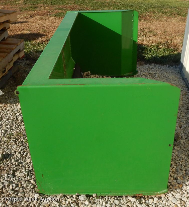 image for item DI8119 Frontier XFAS10H000108 skid steer snow pusher