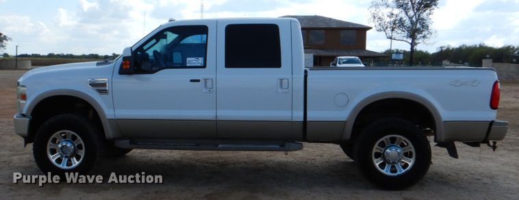 image for item DJ0754 2010 Ford F250 Super Duty King Ranch  Crew Cab pickup truck