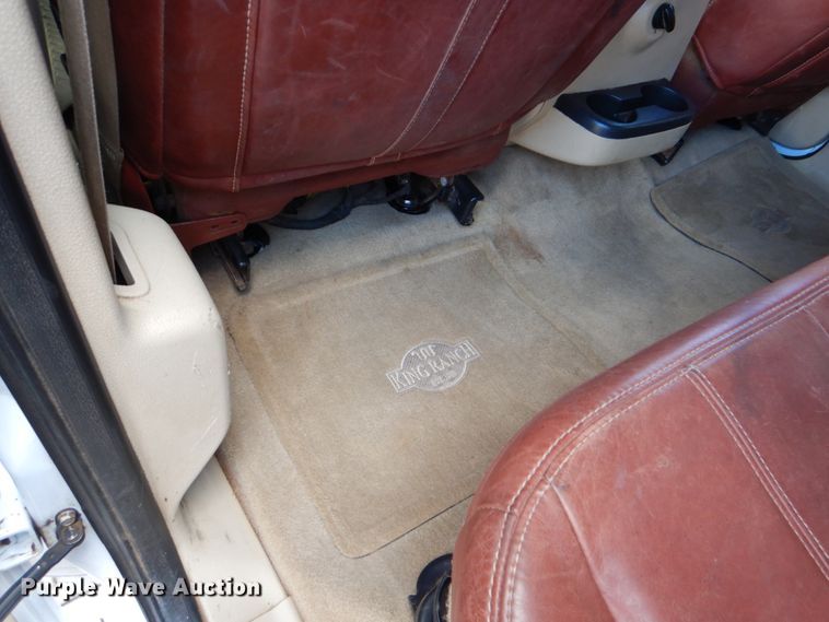 image for item DJ0754 2010 Ford F250 Super Duty King Ranch  Crew Cab pickup truck