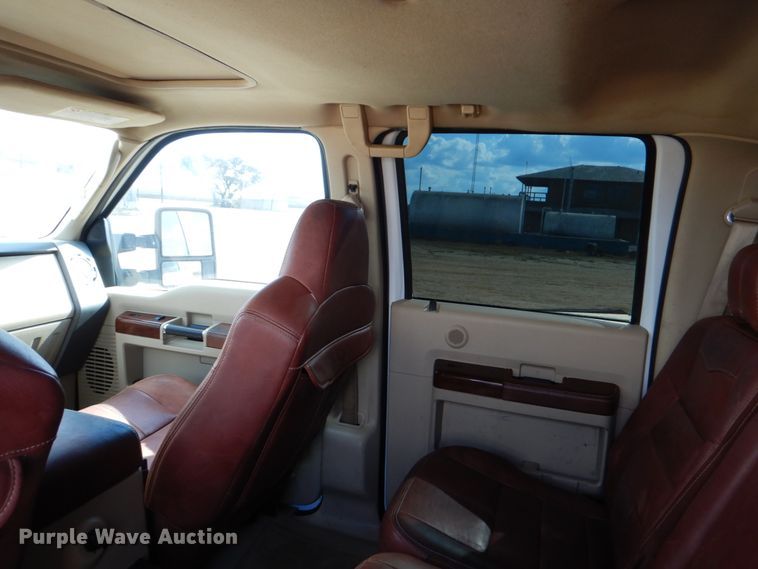 image for item DJ0754 2010 Ford F250 Super Duty King Ranch  Crew Cab pickup truck