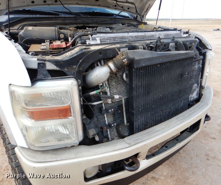 image for item DJ0754 2010 Ford F250 Super Duty King Ranch  Crew Cab pickup truck