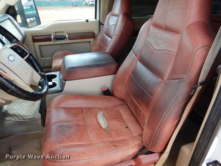 image for item DJ0754 2010 Ford F250 Super Duty King Ranch  Crew Cab pickup truck