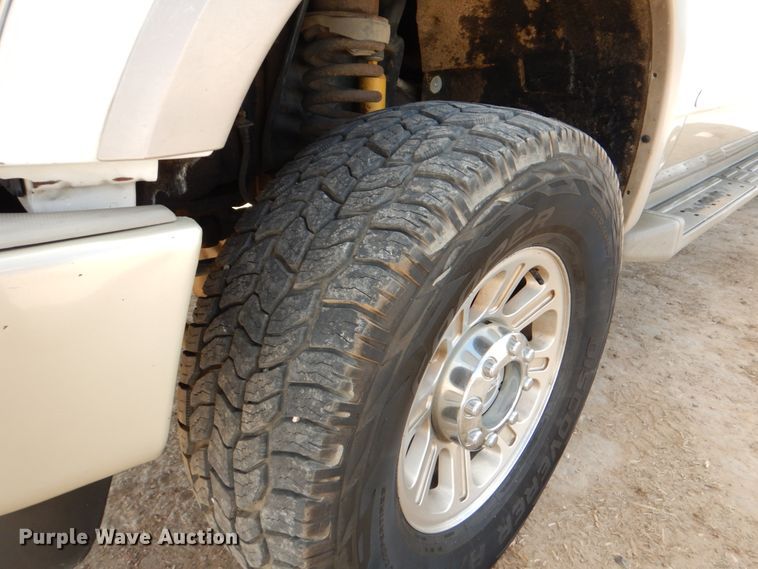 image for item DJ0754 2010 Ford F250 Super Duty King Ranch  Crew Cab pickup truck