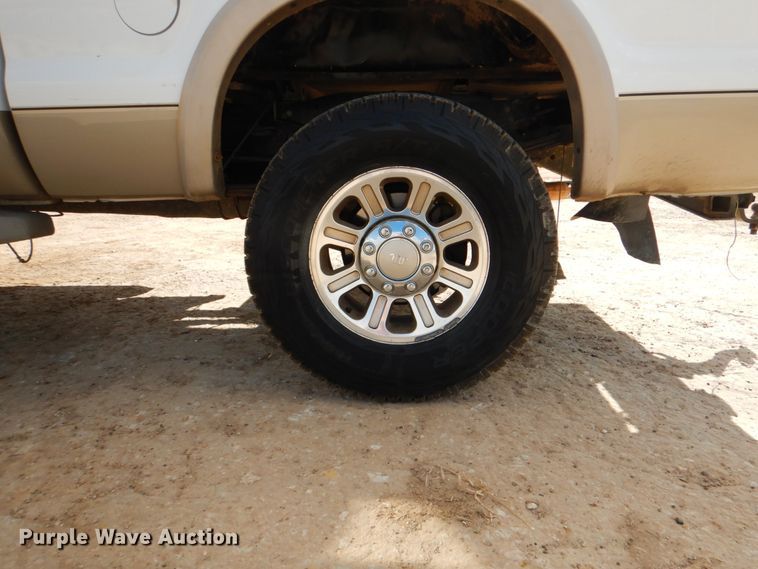 image for item DJ0754 2010 Ford F250 Super Duty King Ranch  Crew Cab pickup truck