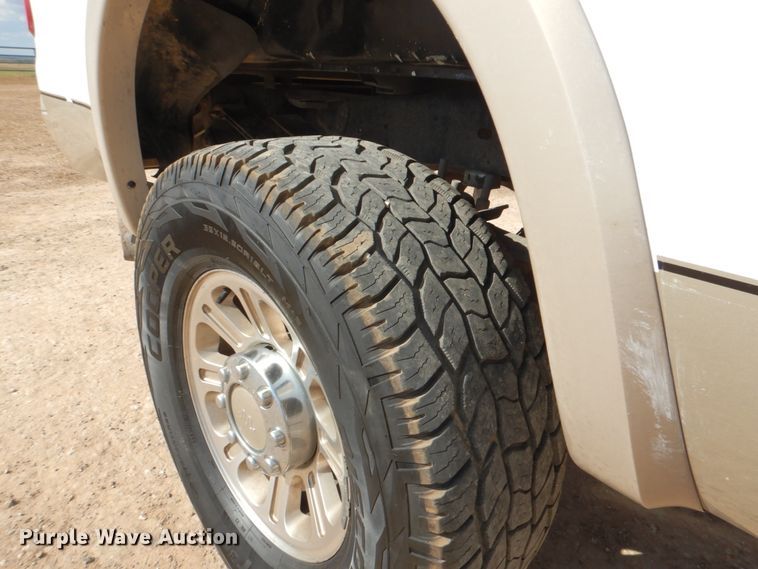 image for item DJ0754 2010 Ford F250 Super Duty King Ranch  Crew Cab pickup truck