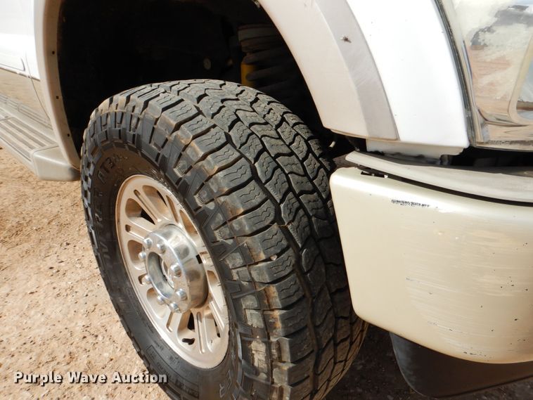 image for item DJ0754 2010 Ford F250 Super Duty King Ranch  Crew Cab pickup truck