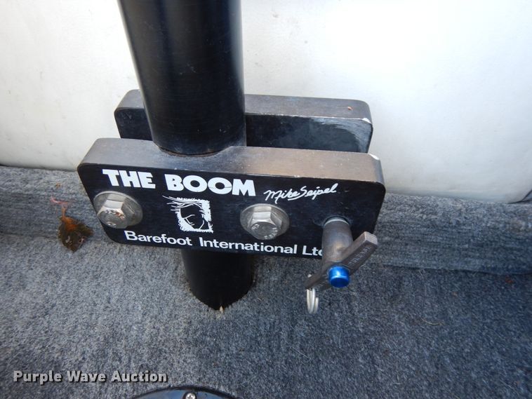 image for item DJ5796 1997 Moomba Boomerang  boat