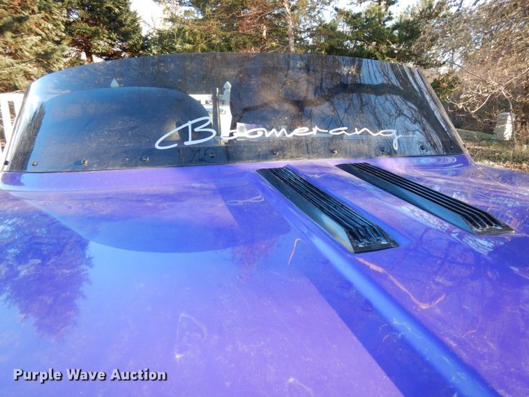 image for item DJ5796 1997 Moomba Boomerang  boat