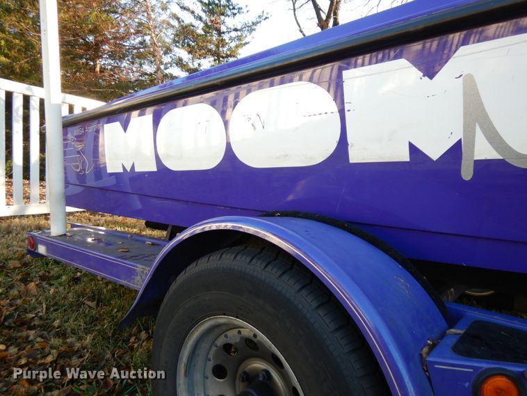 image for item DJ5796 1997 Moomba Boomerang  boat