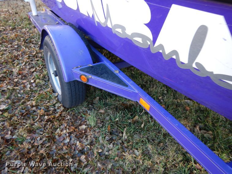image for item DJ5796 1997 Moomba Boomerang  boat