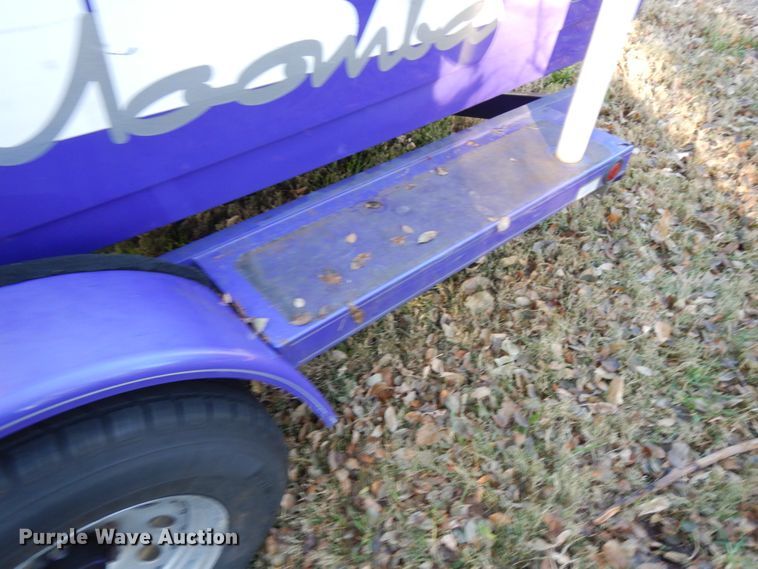 image for item DJ5796 1997 Moomba Boomerang  boat