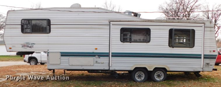 image for item DJ5844 1995 Hornet 305R  camper