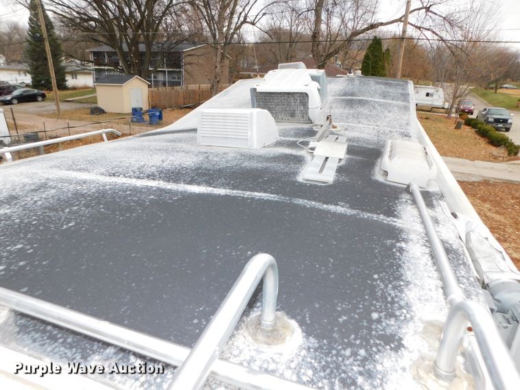 image for item DJ5844 1995 Hornet 305R  camper