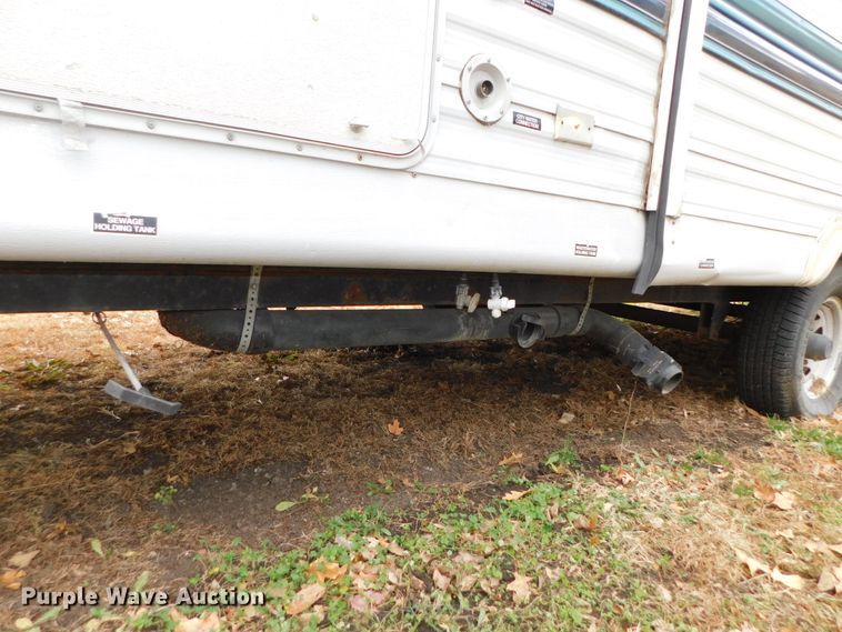 image for item DJ5844 1995 Hornet 305R  camper