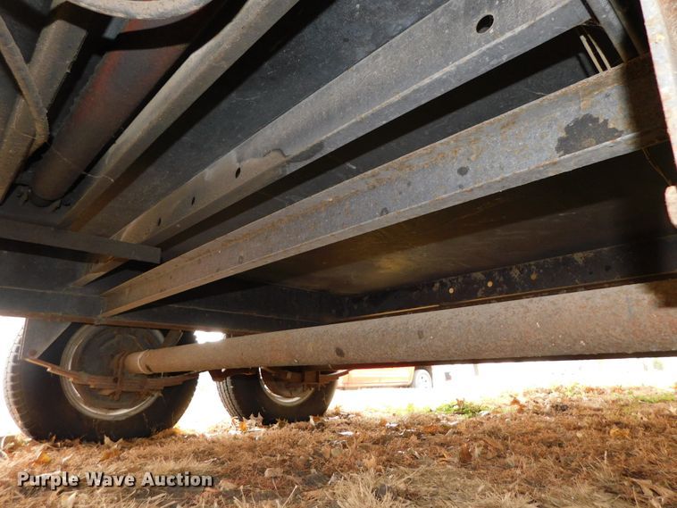 image for item DJ5844 1995 Hornet 305R  camper