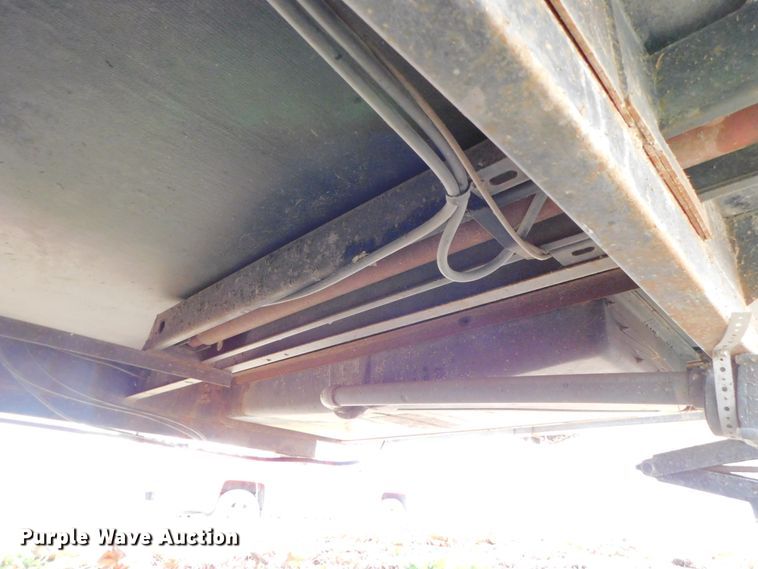 image for item DJ5844 1995 Hornet 305R  camper