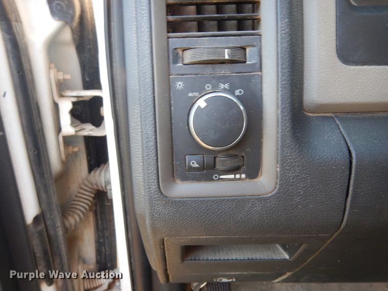 image for item DJ6706 2012 Dodge Ram 1500  pickup truck