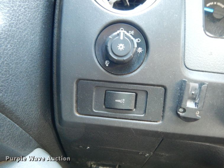 image for item DJ6708 2014 Ford F150  SuperCrew pickup truck